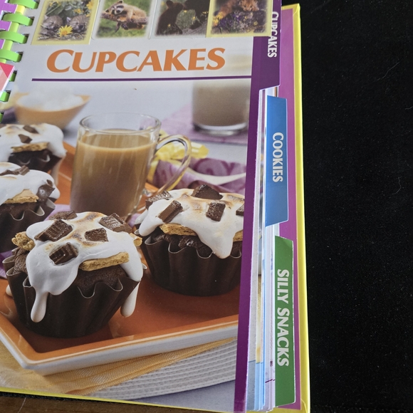 Fun Stuff 3 Books in 1: Cupcakes, Cookies, Silly Snacks Cookbook - Picture 3 of 3